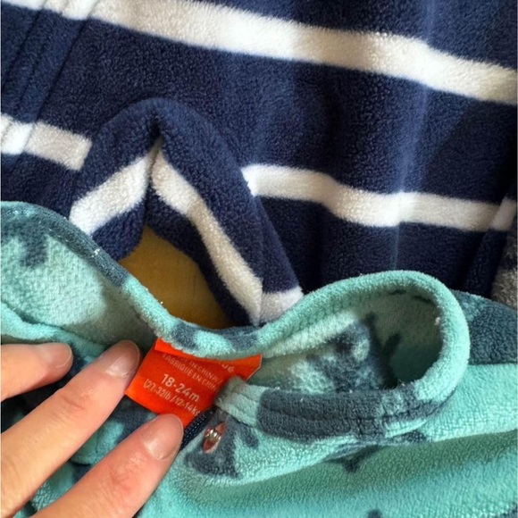 Baby fleece Onesies PJ bundles lots of 7 pieces size 2T - Picture 5 of 5